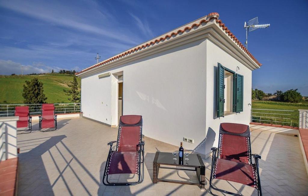 Villa Teresa Tra Il Mare E La Campagna Menfi Exterior photo